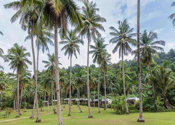 Phukhaolak Resort